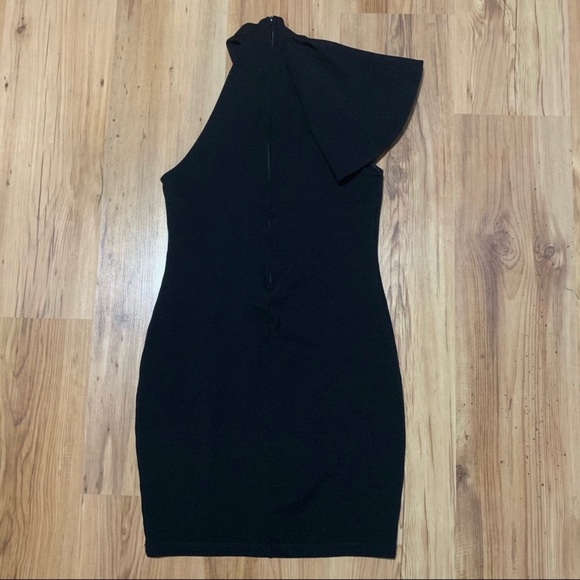 Fashion Nova | Ruffle Butter Dress | Black Size | Size M - Picture 4 of 7